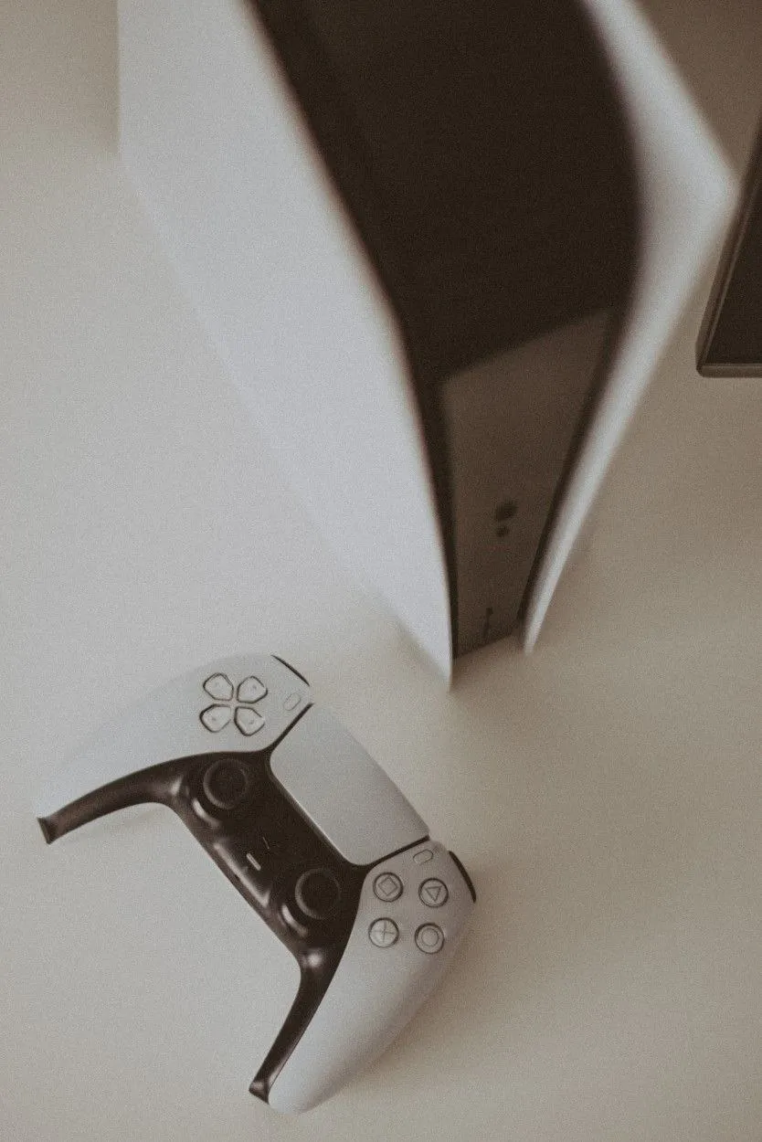 Аренда PlayStation 5 — услуга отеля MERAKI, Приэльбрусье