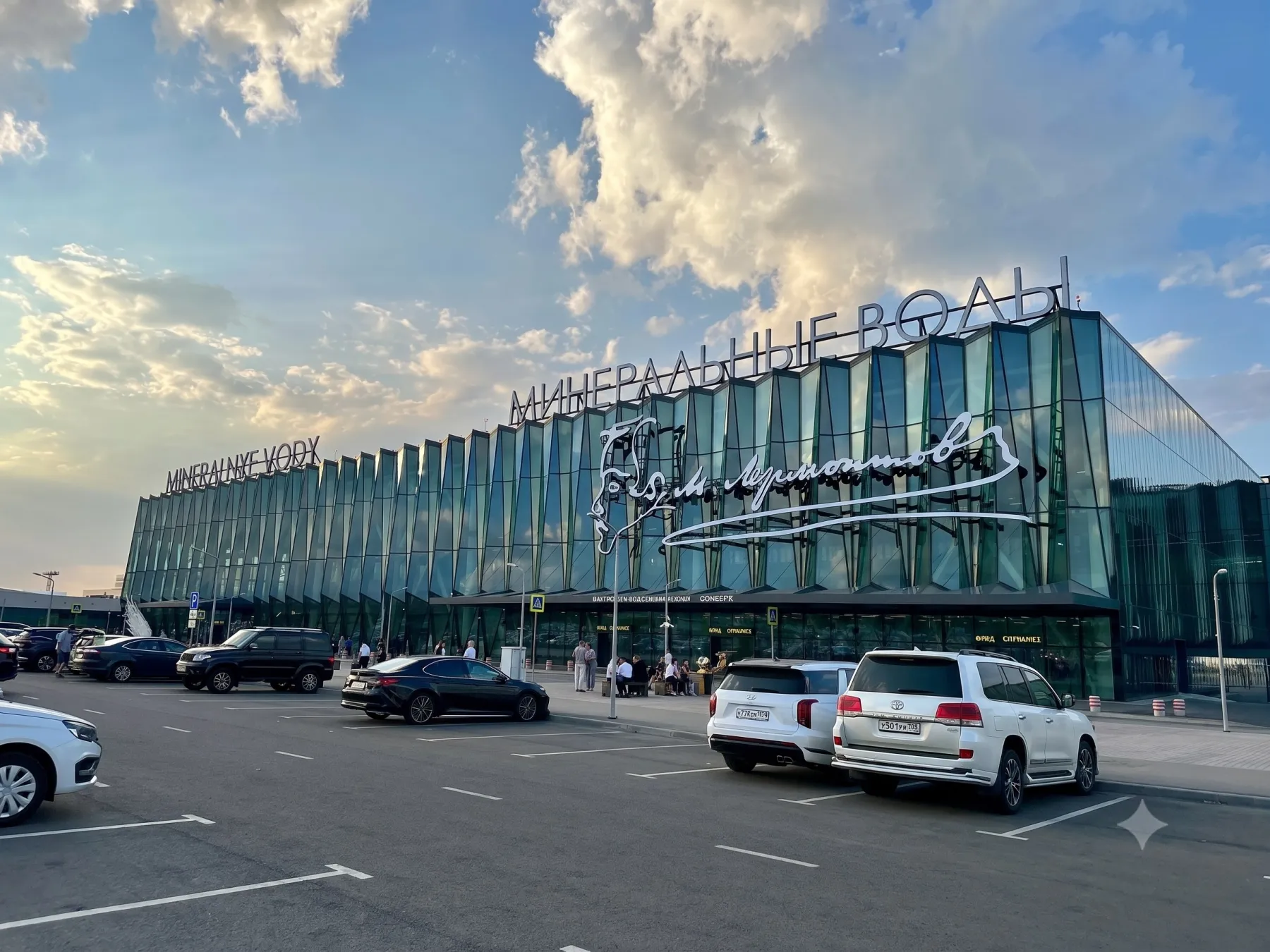 Организация трансфера — услуга отеля MERAKI, Приэльбрусье